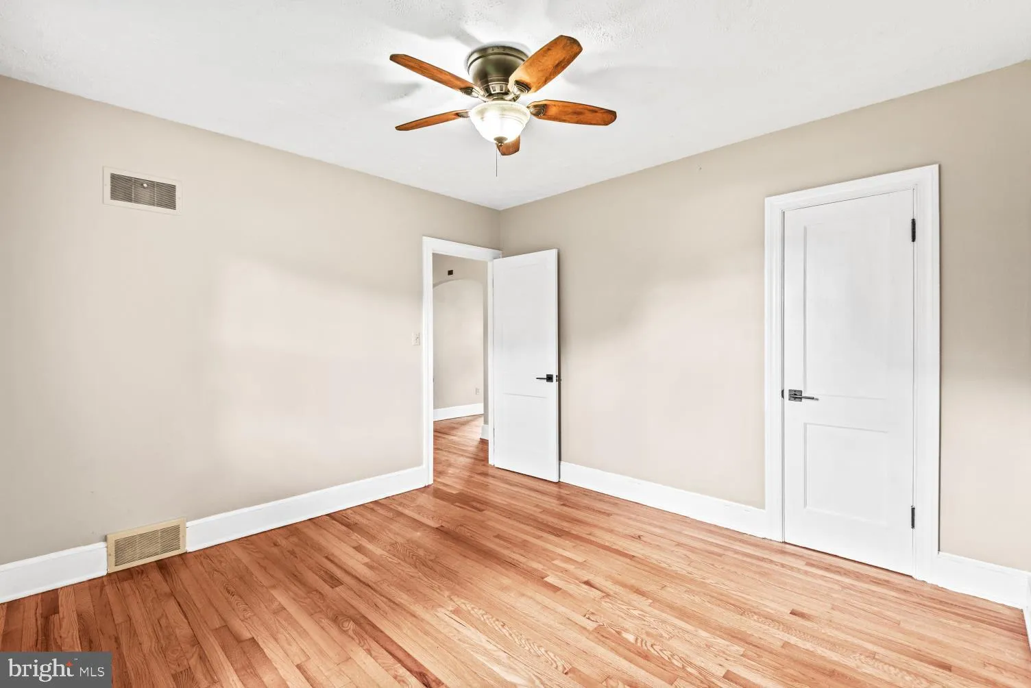 Colonial Beach, Virginia 22443, United States, 3 Bedrooms Bedrooms, ,2 BathroomsBathrooms,Residential,Coming Soon,174281