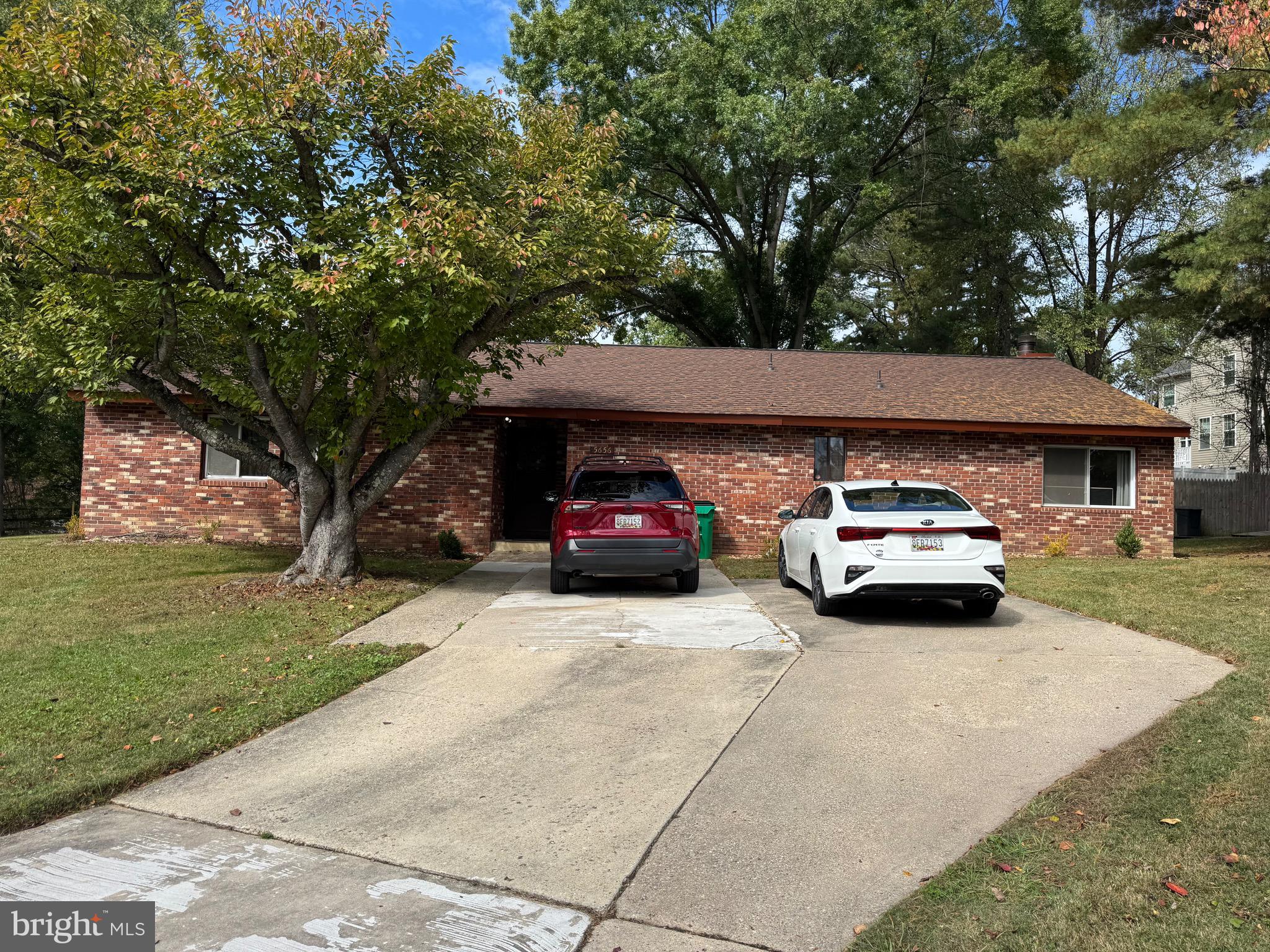 THUNDER HILL - Residential Lease