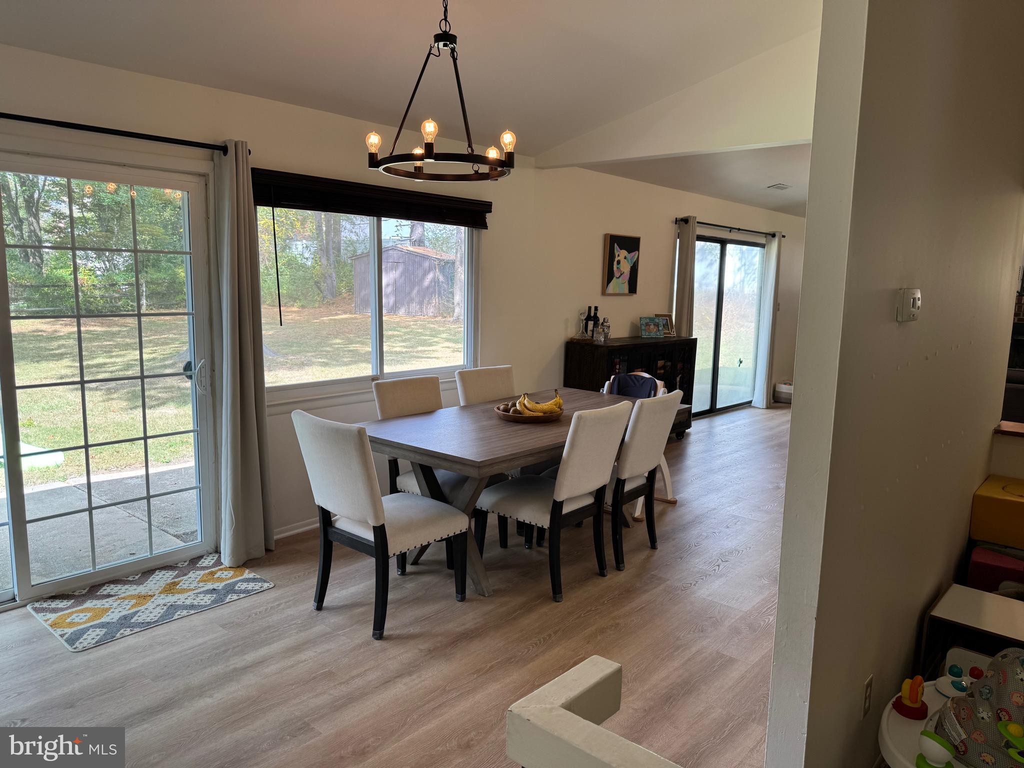 THUNDER HILL - Residential Lease