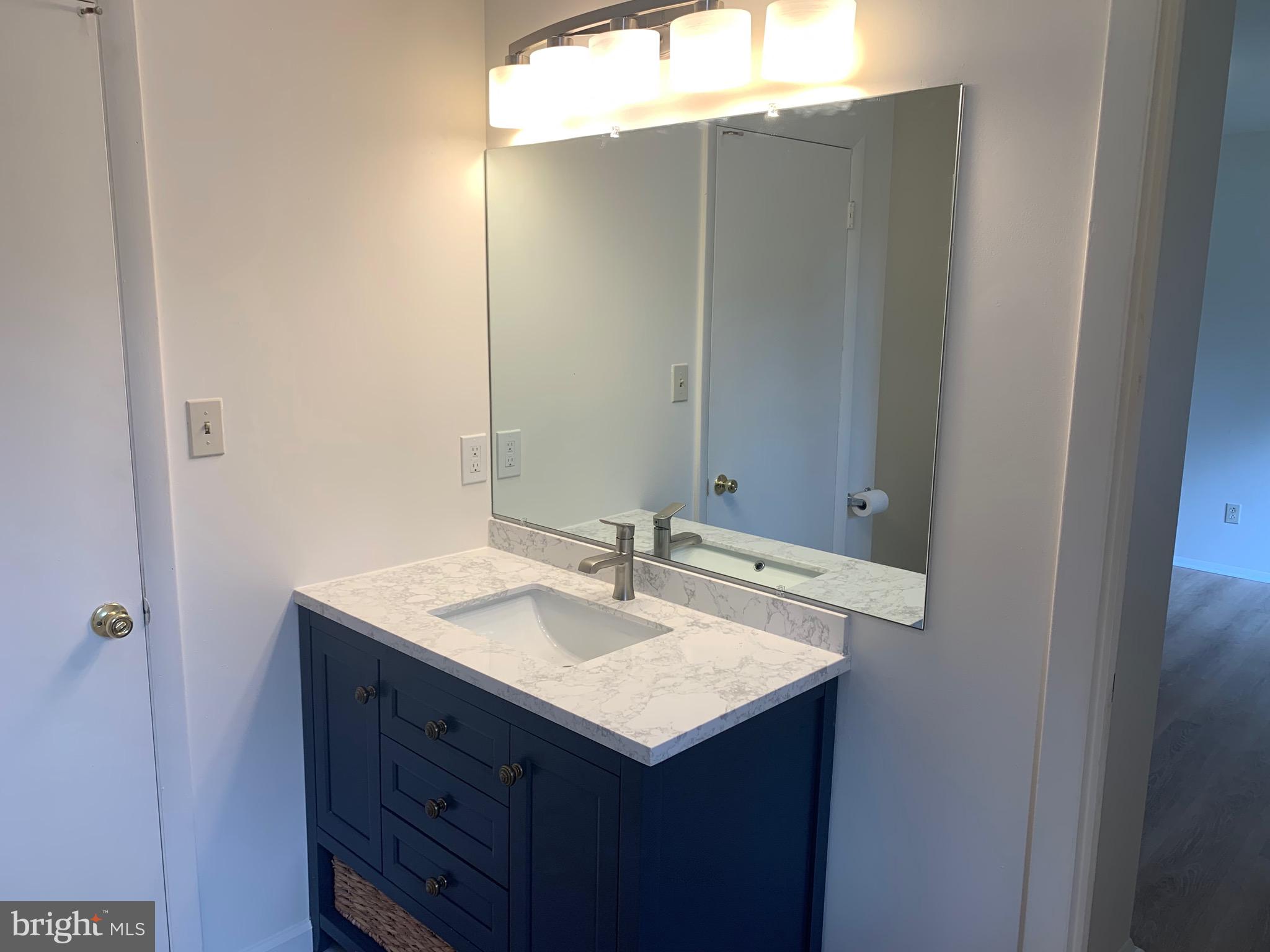 THUNDER HILL - Residential Lease