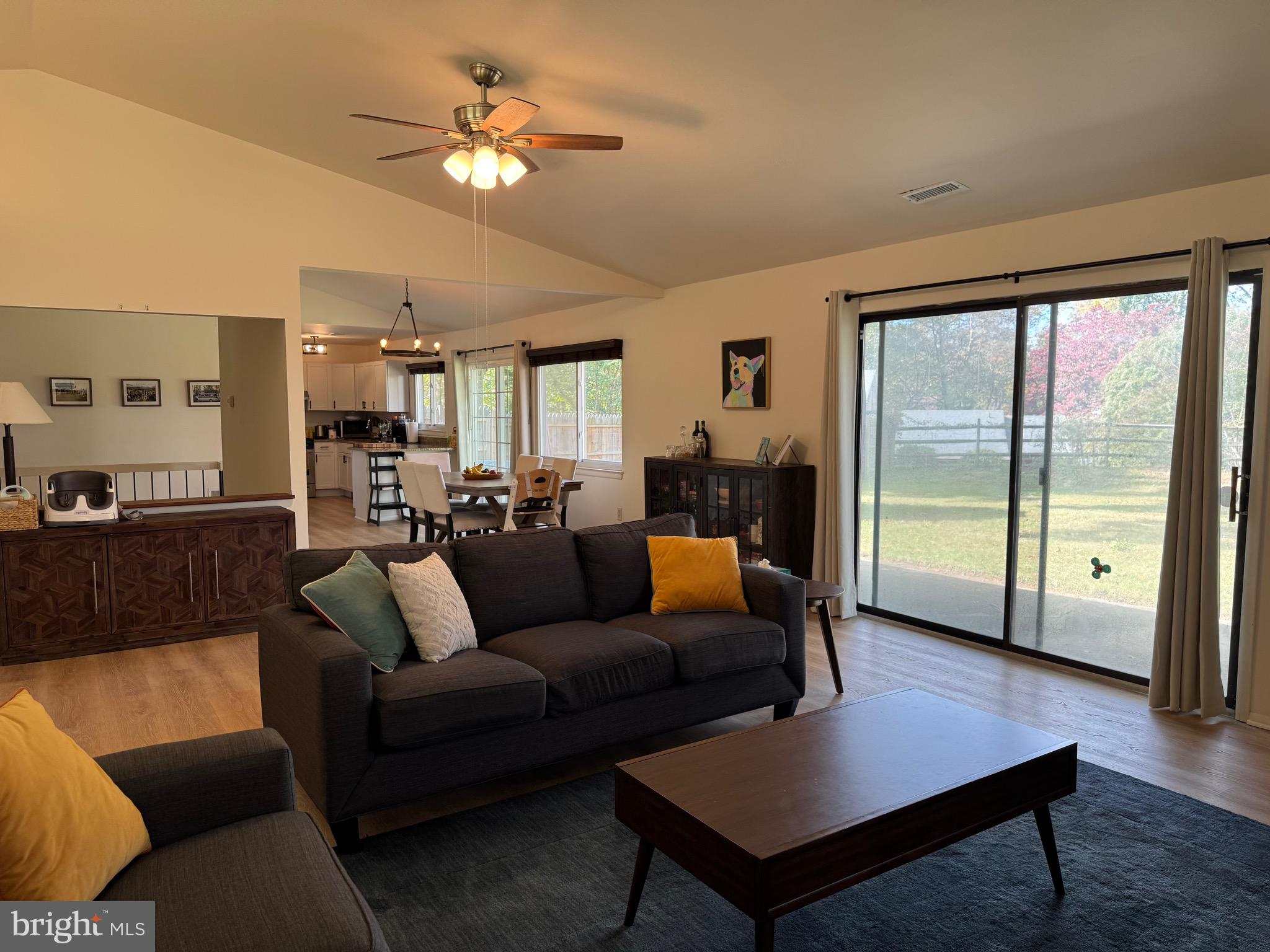 THUNDER HILL - Residential Lease