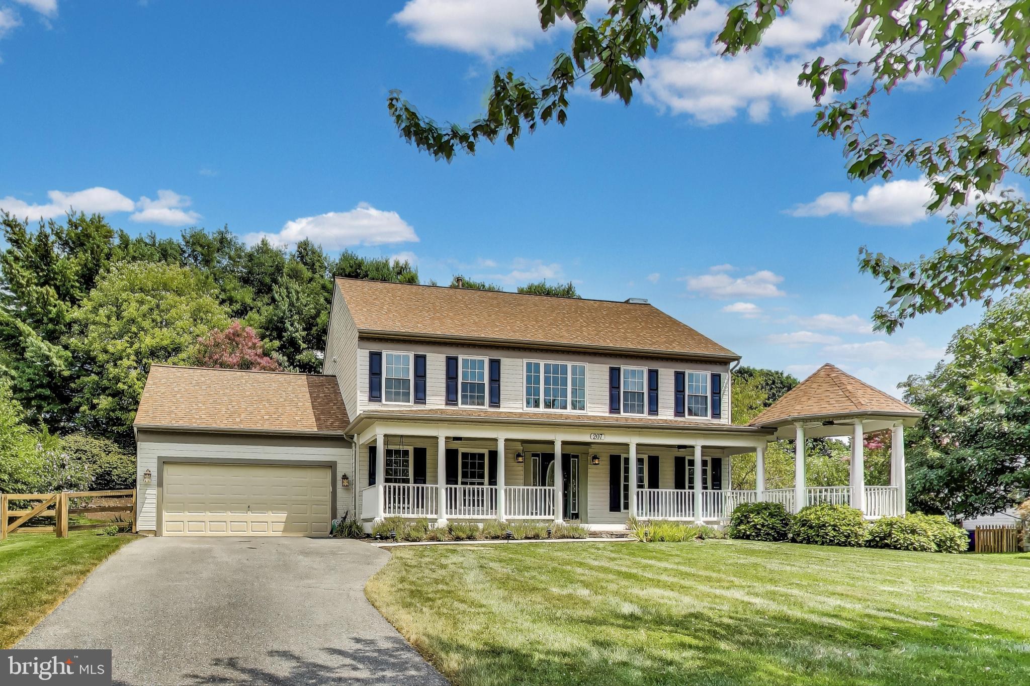 The One You've Been Waiting For....: Beautiful 4 bed with DEN in BSMT + 3.5 Baths w/ NEW ROOF 2020, NEW ENERGY EFFICIENT WINDOWS 2021, FRONT PORCH WITH Corner GAZEBO and 3 Ceiling Fans - 2015, Welcome inside to see Lots of Spaces to Live: Including: UPDATED EXPANDED KITCHEN with Granite Countertops, and Deep Cabinets, Lots of Storage, Stainless Gas Stove and Wall Oven, Large Side by Side Fridge and Cool Backsplash Tiles, EAT IN AREA and SLIDING GLASS DOOR LEADING TO HARDSCAPE***Updated Owner's Ensuite with Separate Glass enclosed Shower and Sep Tub, with custom Tile Surround and dual vanity, head outside to the PRIVATE REAR Hardscape PATIO with MATURE ROSE GARDEN & Privacy Bushes, Fully FENCED IN YARD and SHED -- NEW HWH in 2024, 18W Generator, LG WASHER & DRYER..***UPDATED HARDWOODS, NEW CARPET, WHOLE HOUSE REFRESH with Interior & Exterior Paint, will be ready to move into by the new school year!!!
