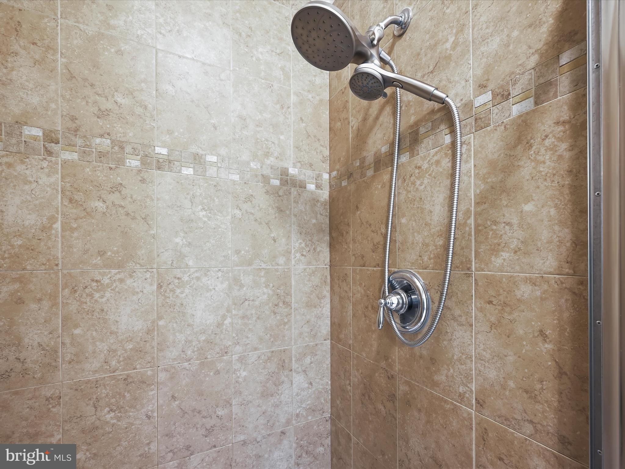 DORCHESTER WOODS - Residential