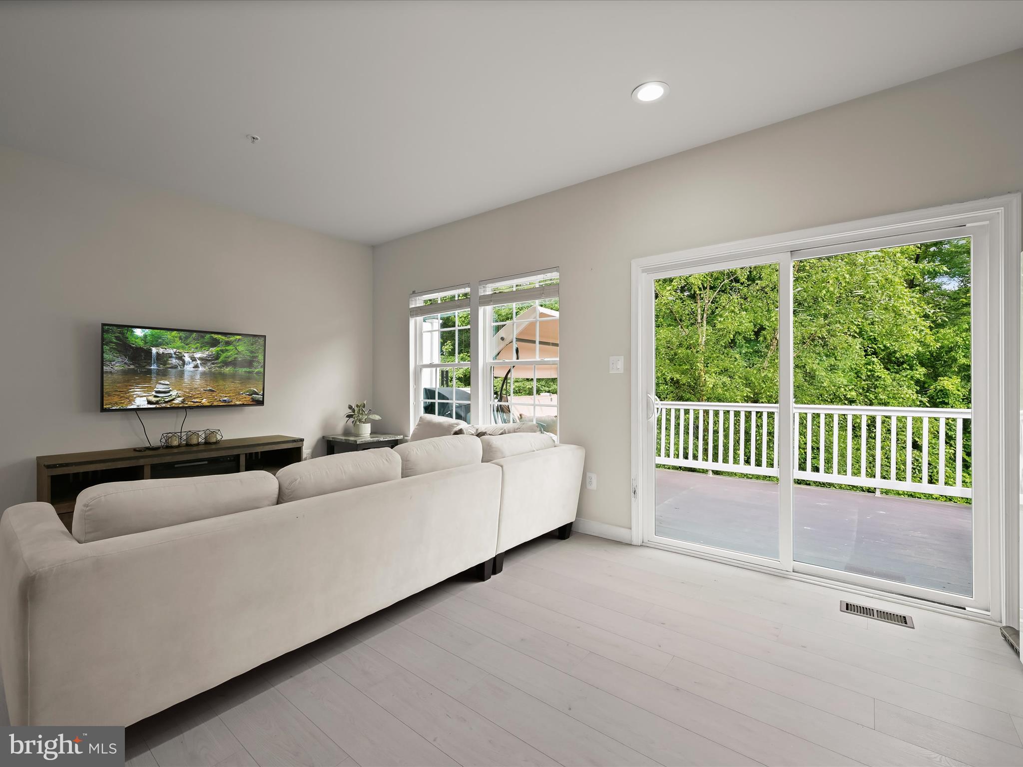 DORCHESTER WOODS - Residential