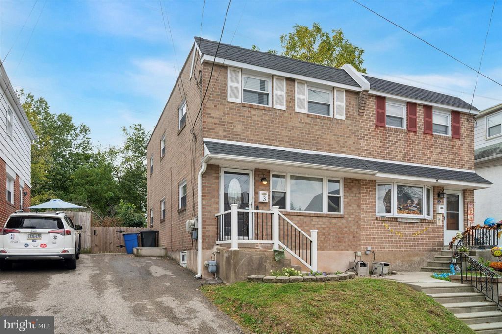 Photo of 3 S Bonsall Avenue, GLENOLDEN, PA 19036 (MLS # PADE2102244)
