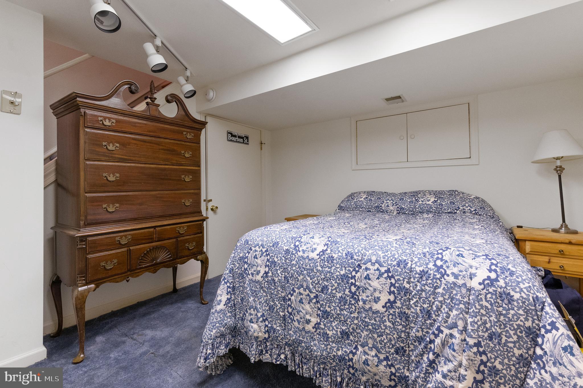 THE WOODS - Residential