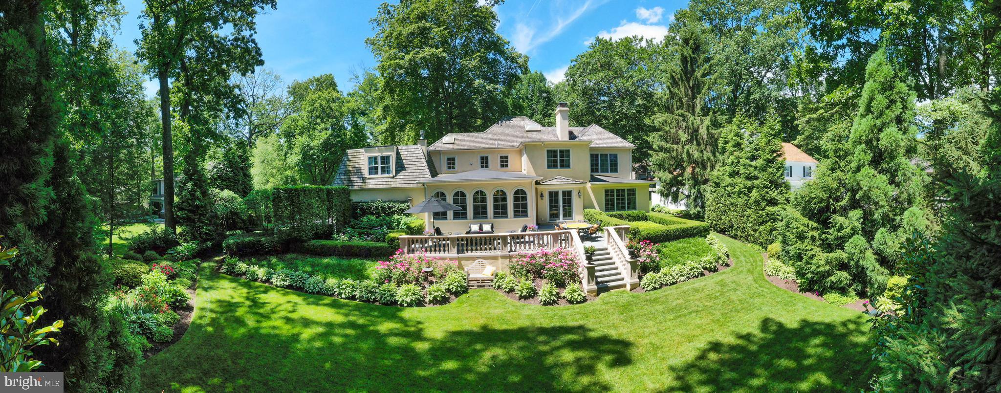 THE WOODS - Residential