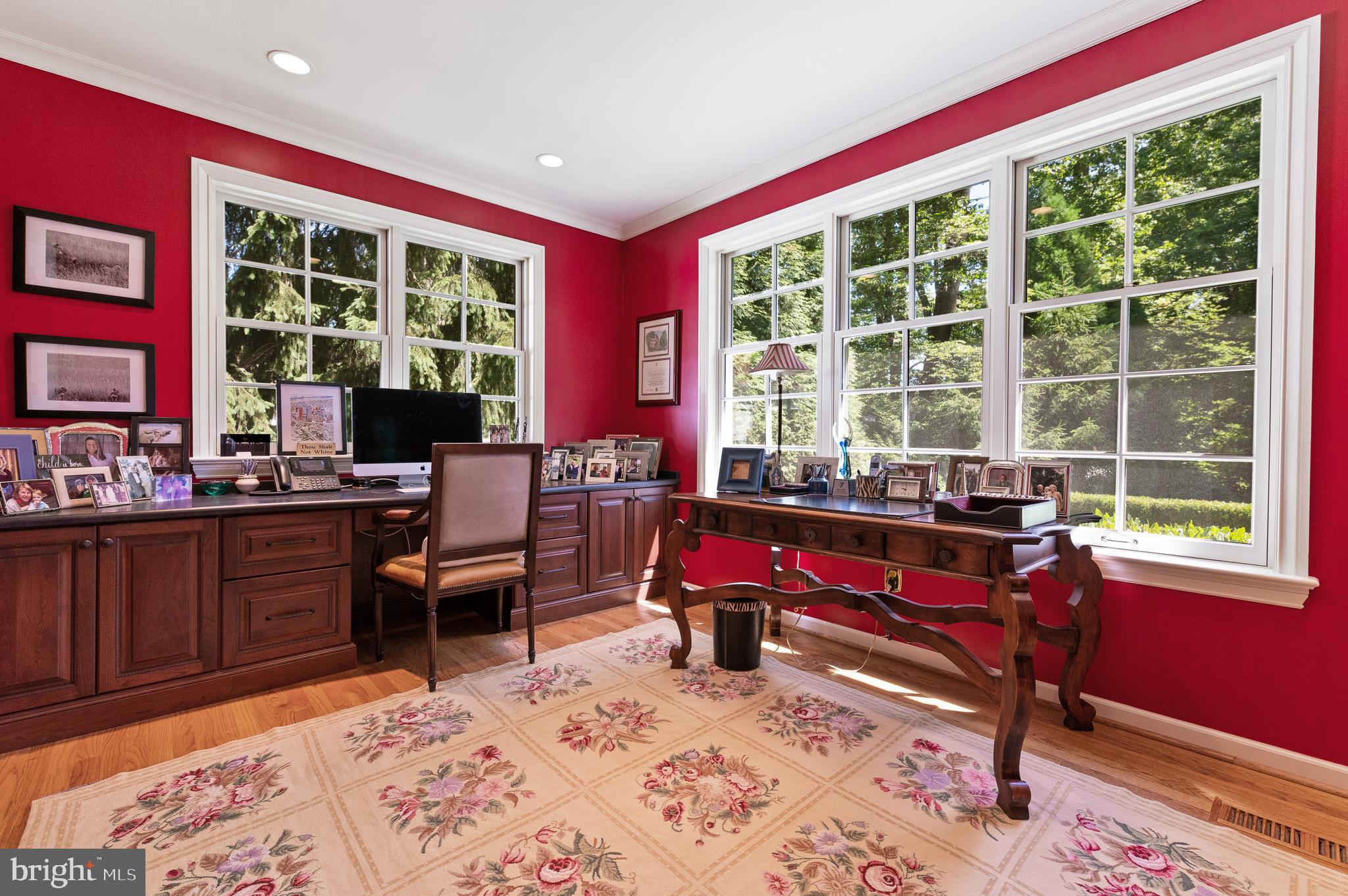 THE WOODS - Residential