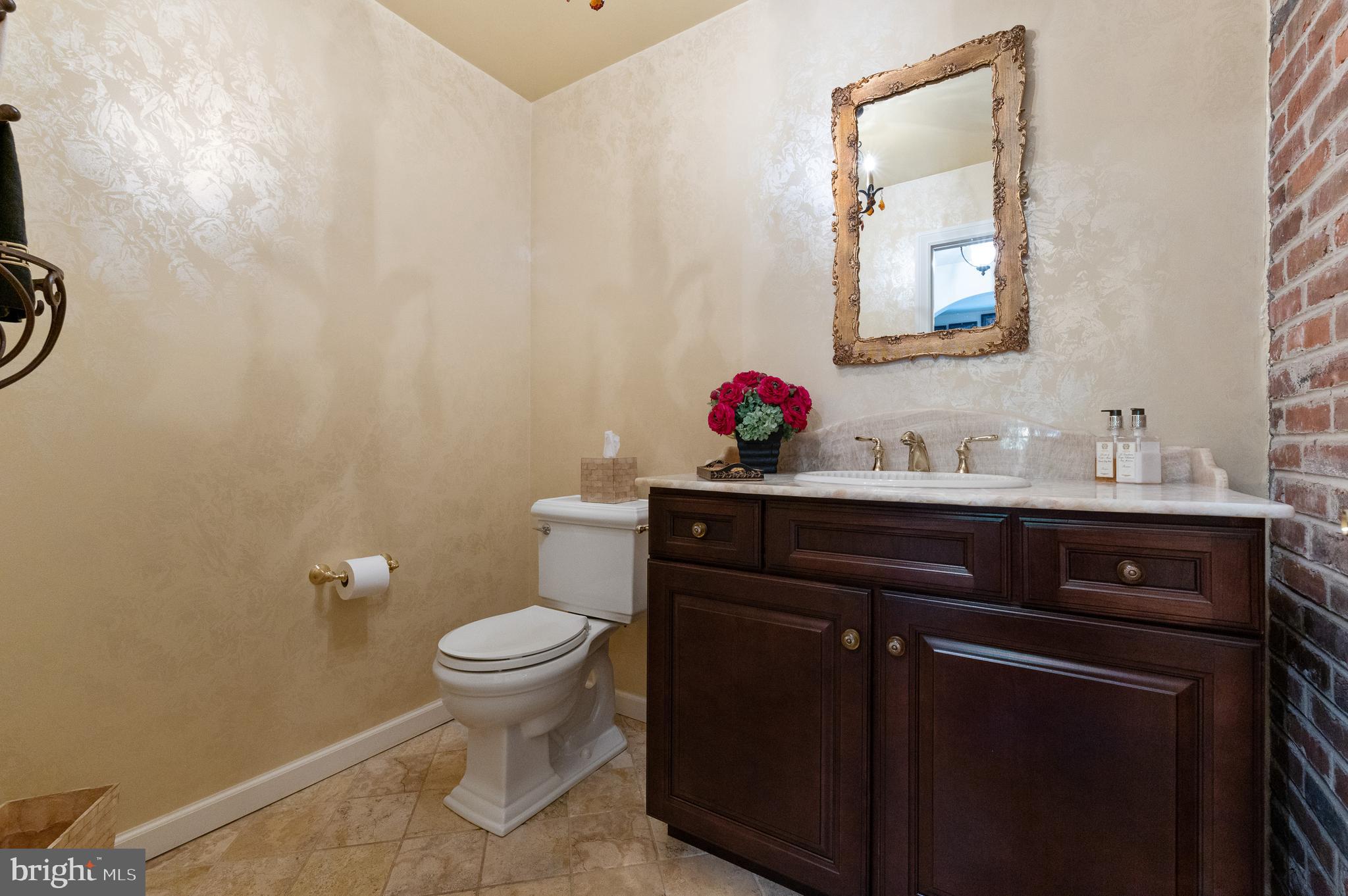 THE WOODS - Residential