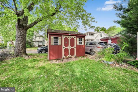 Tiny photo for 1666 Ward Street, MARCUS HOOK, PA 19061 (MLS # PADE2115164)