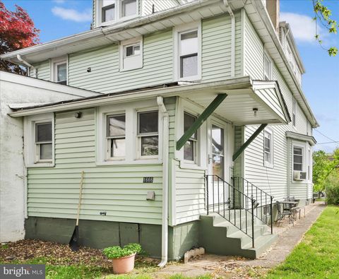 Tiny photo for 1666 Ward Street, MARCUS HOOK, PA 19061 (MLS # PADE2115164)