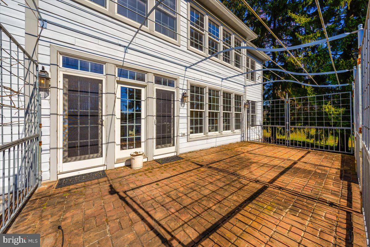 CARROLL MANOR - Residential