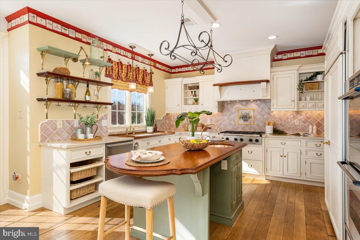 CARROLL MANOR - Residential