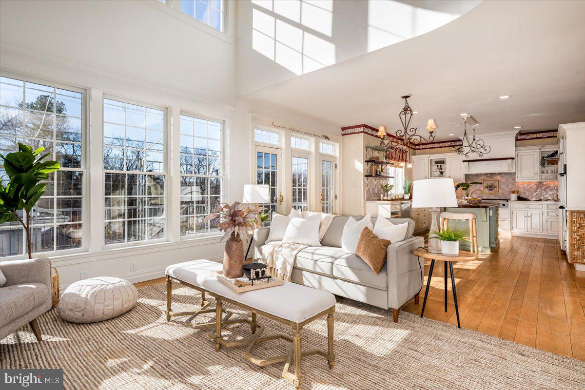 CARROLL MANOR - Residential