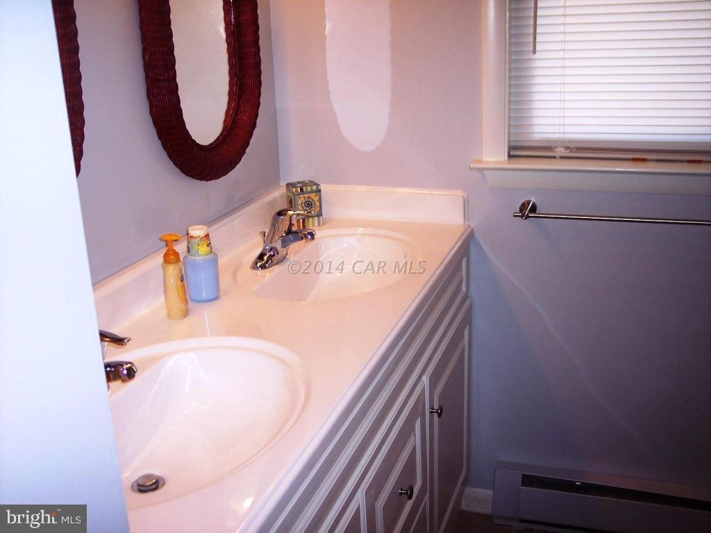 CAINE KEYS II - Residential