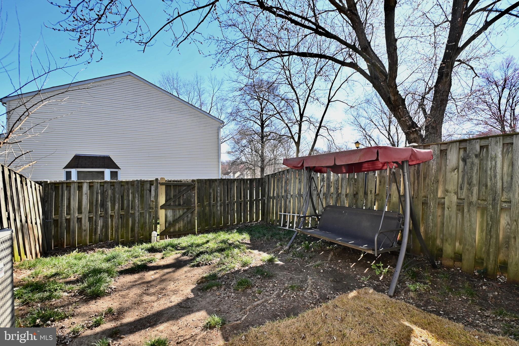 PORT O DUMFRIES - Residential Lease