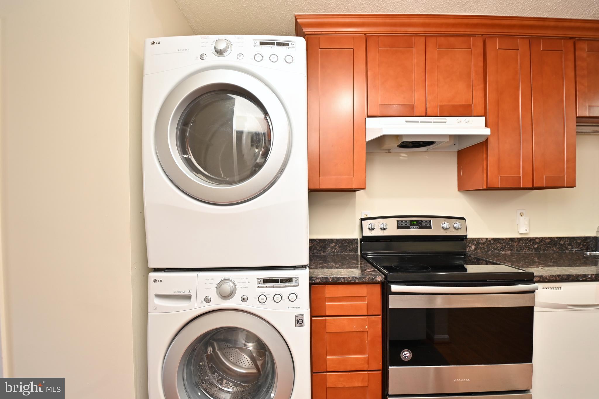 PORT O DUMFRIES - Residential Lease