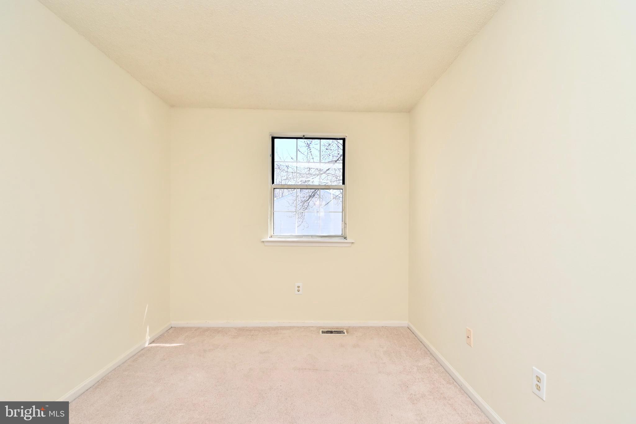 PORT O DUMFRIES - Residential Lease