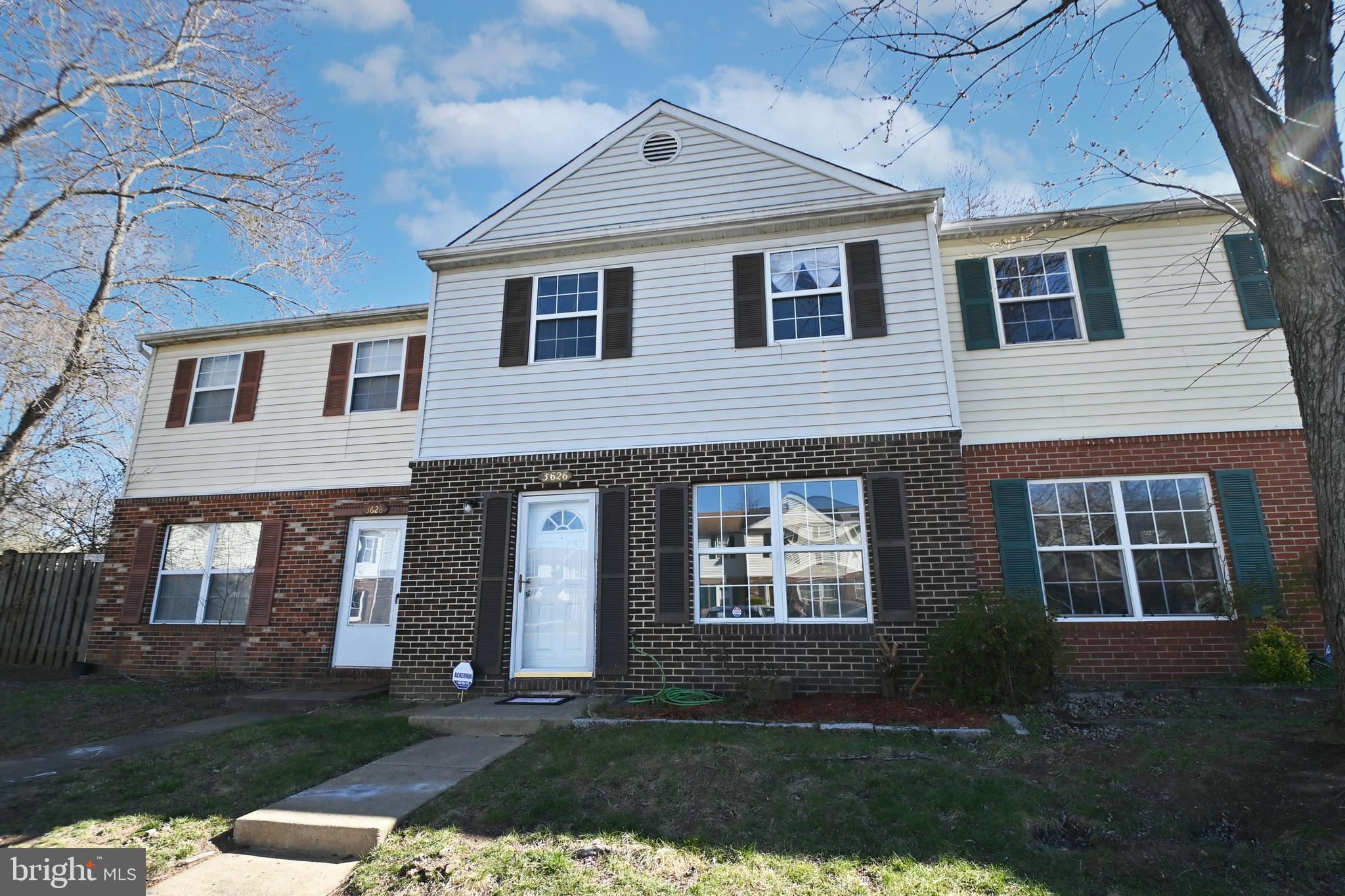 PORT O DUMFRIES - Residential Lease