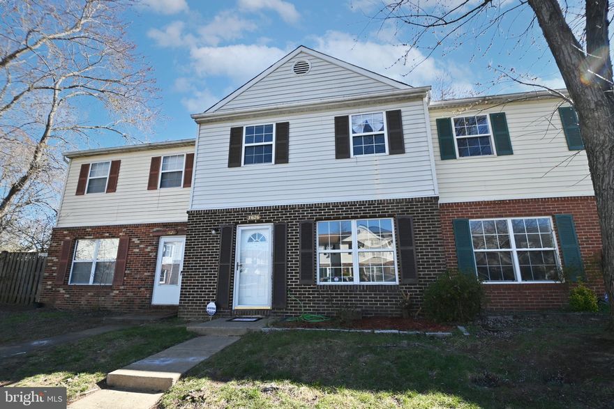 Welcome to this nice and spacious well maintained 2-level townhouse, boasting 3 bedrooms and 2.5 baths. Freshly painted throughout, the main level features laminate flooring, kitchen complete with granite counters and custom cabinets, providing ample storage for preparing delicious meals. This home also includes a new washer/dryer and a fenced in yard with a small storage shed.  FIRE PLACE IS FOR DECORATIVE PURPOSES ONLY!   Assigned Parking. Conveniently located with easy access to I-95, Rt 1, and Quantico, this home is perfectly situated for those who require a quick and easy commute.