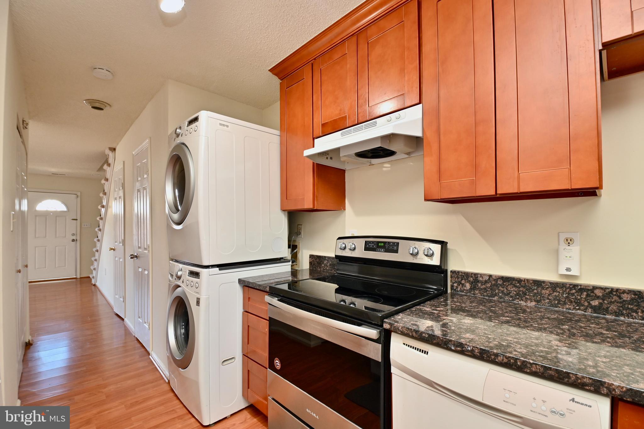 PORT O DUMFRIES - Residential Lease