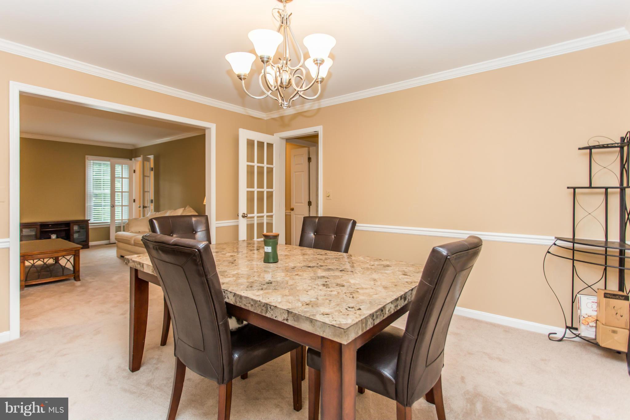 HAMPTON OAKS - Residential