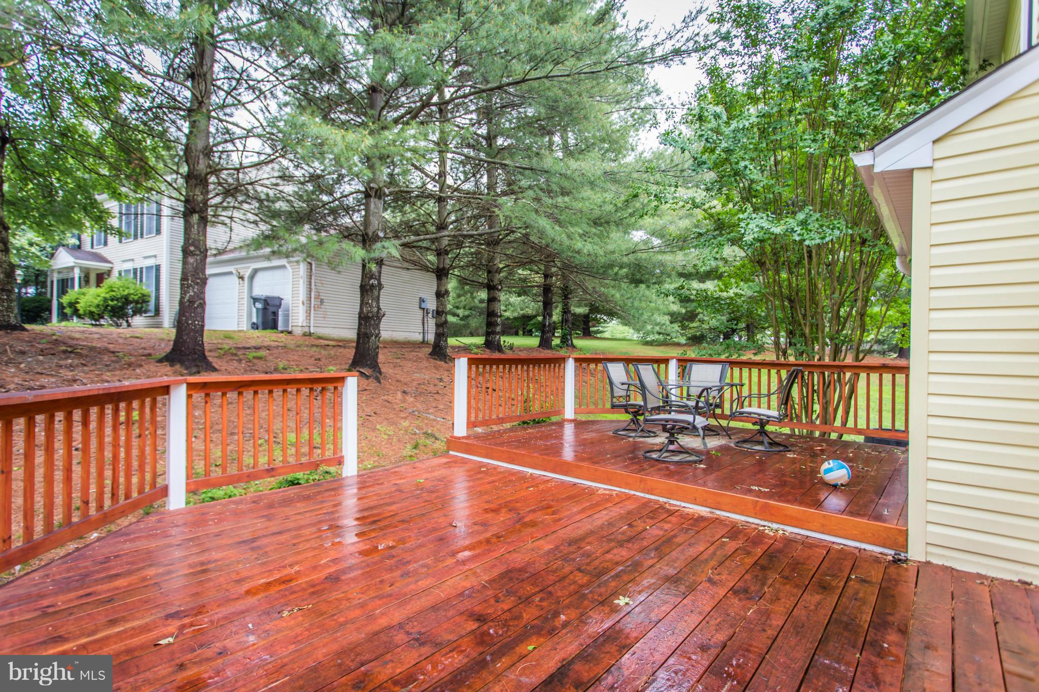 HAMPTON OAKS - Residential