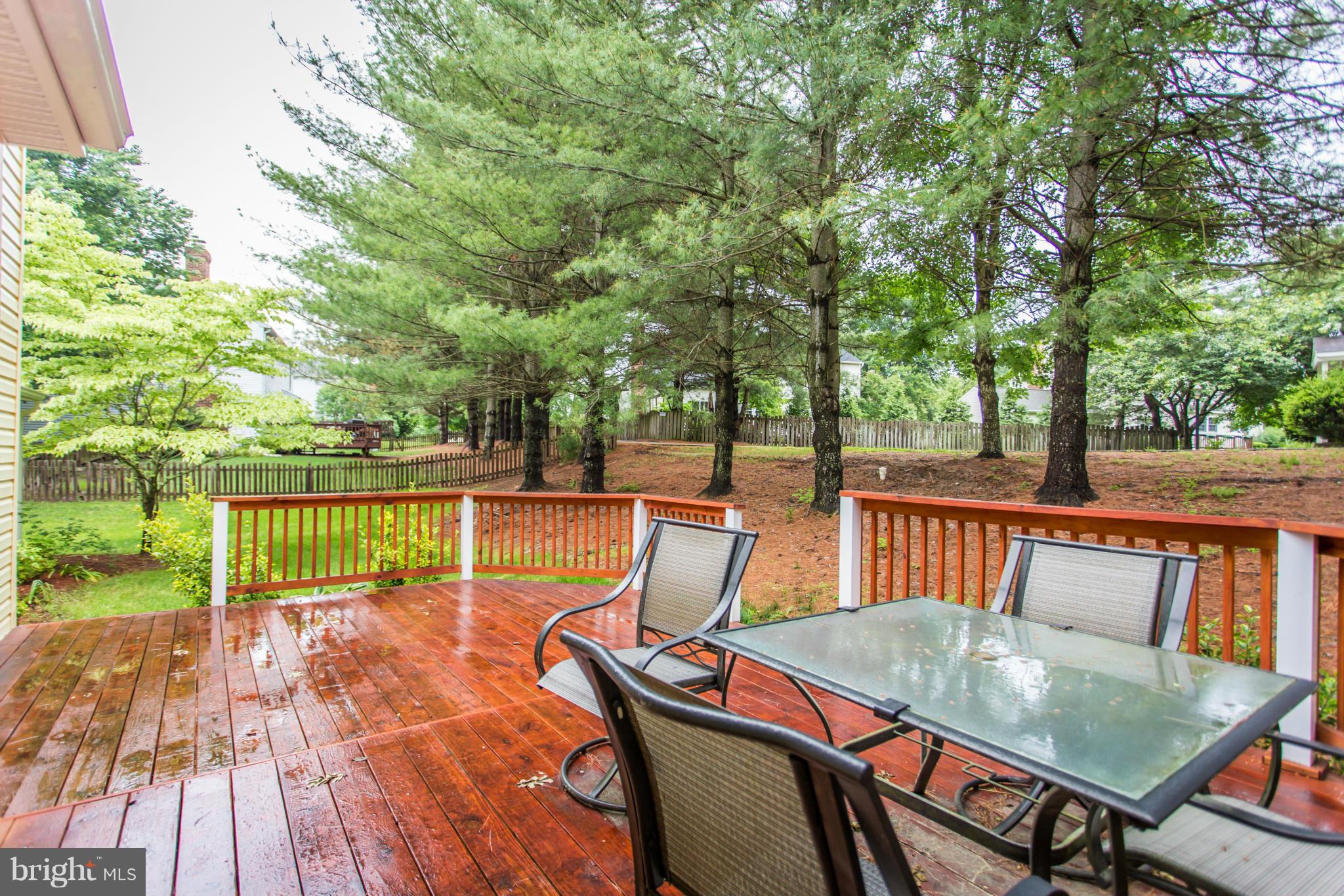 HAMPTON OAKS - Residential