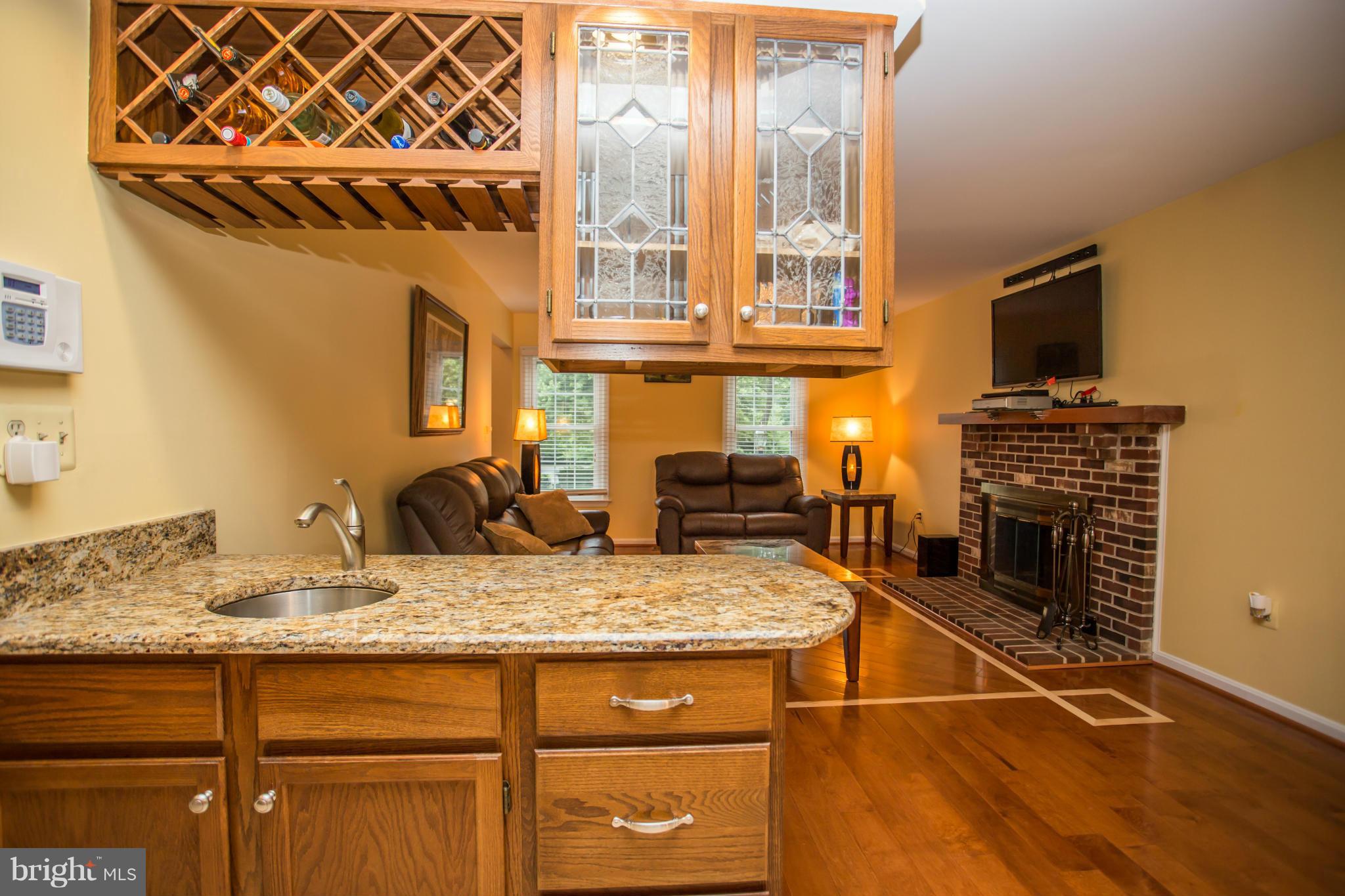 HAMPTON OAKS - Residential