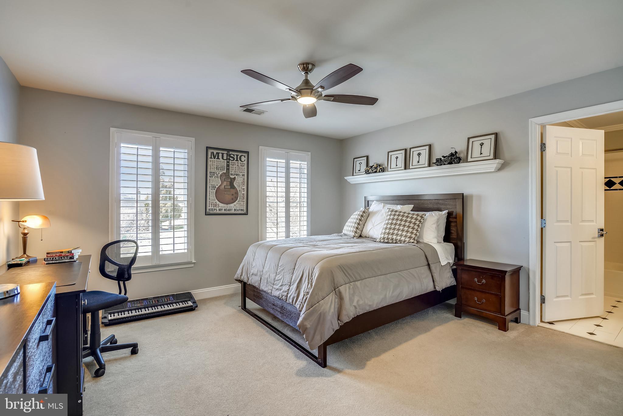 BELMONT COUNTRY CLUB - Residential