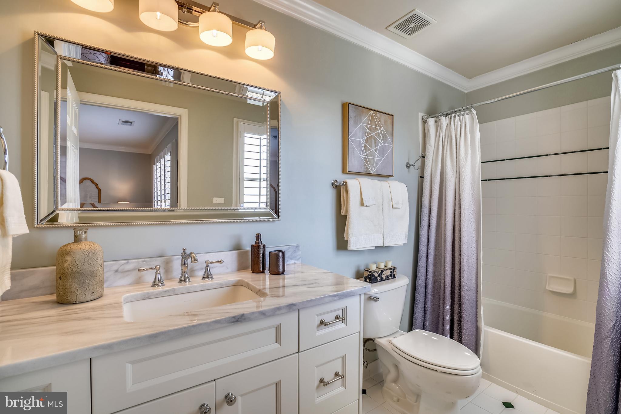 BELMONT COUNTRY CLUB - Residential