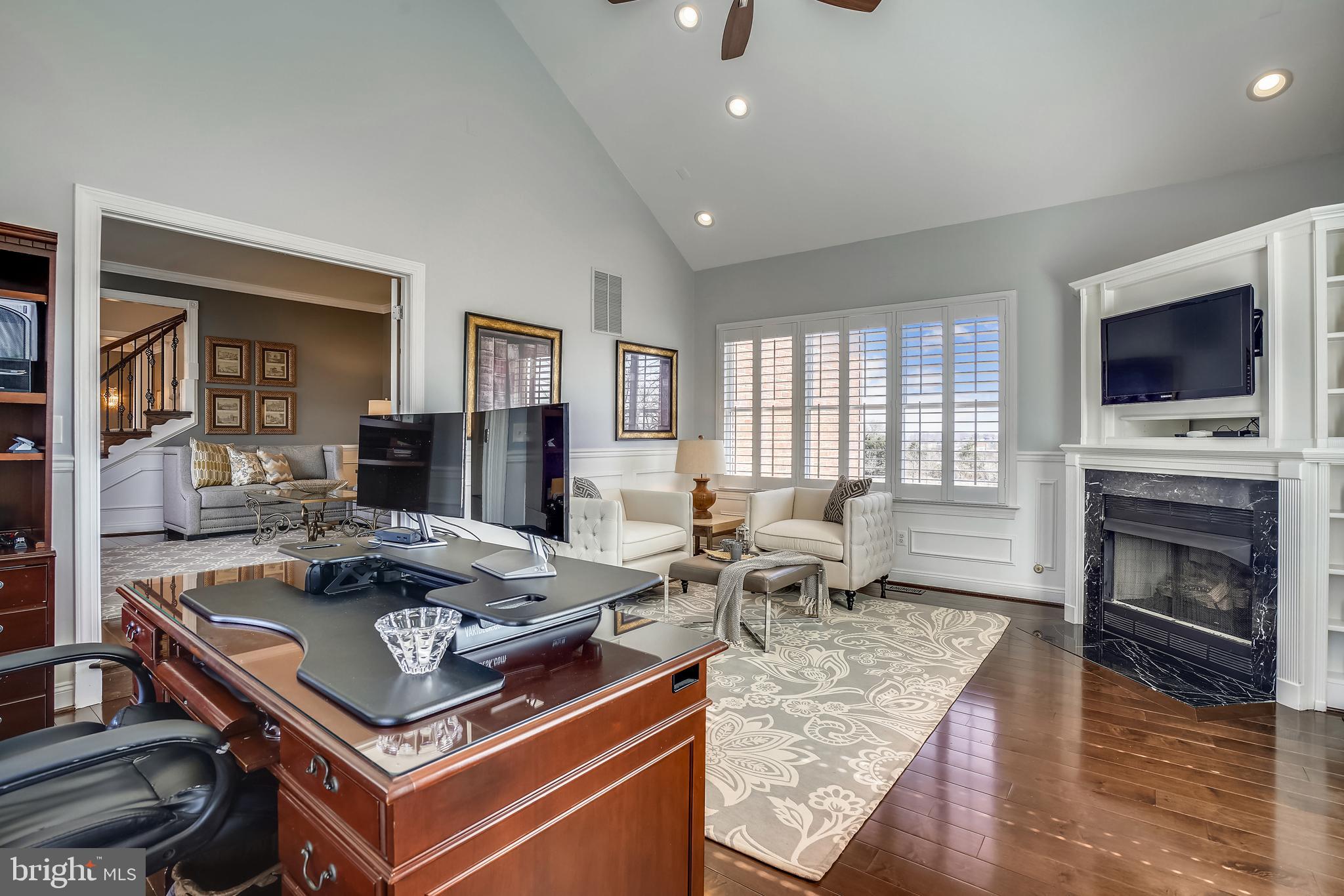 BELMONT COUNTRY CLUB - Residential