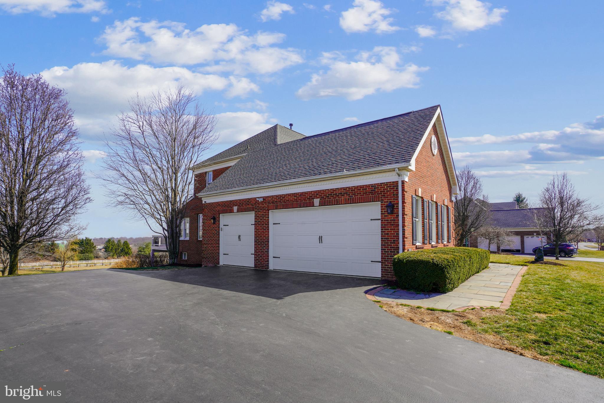 BELMONT COUNTRY CLUB - Residential