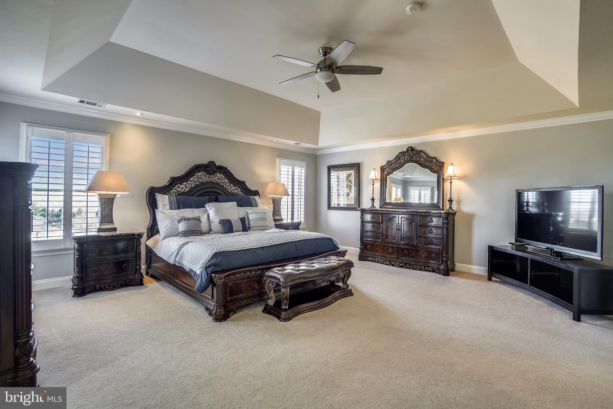 BELMONT COUNTRY CLUB - Residential