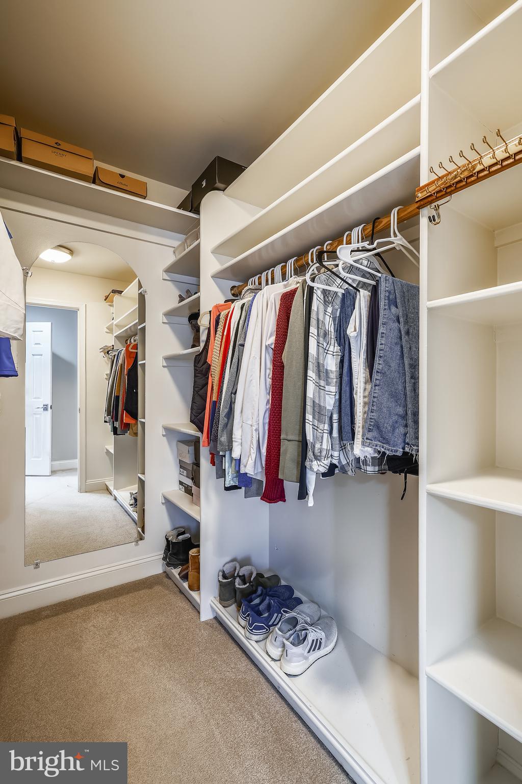 BELMONT COUNTRY CLUB - Residential