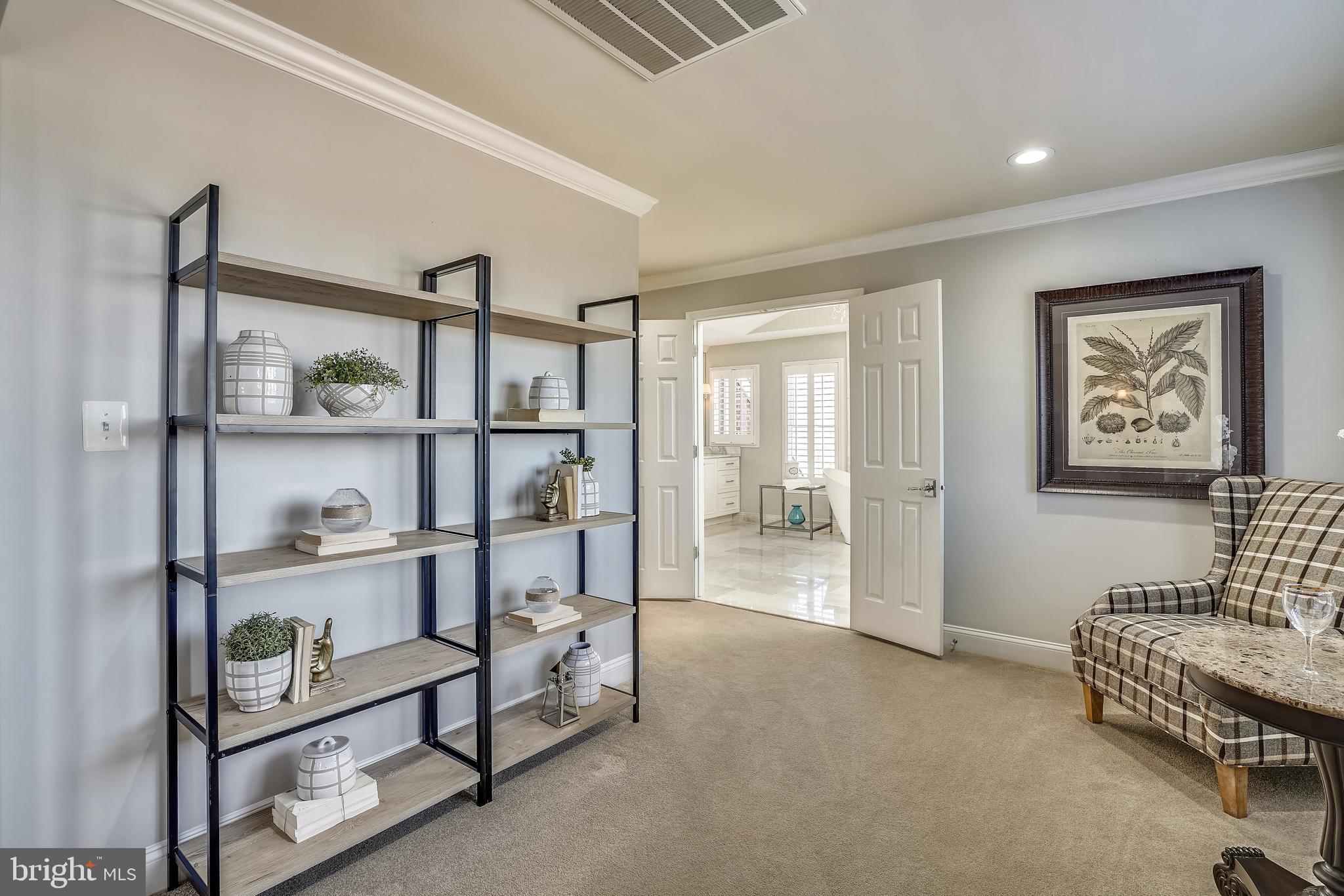 BELMONT COUNTRY CLUB - Residential