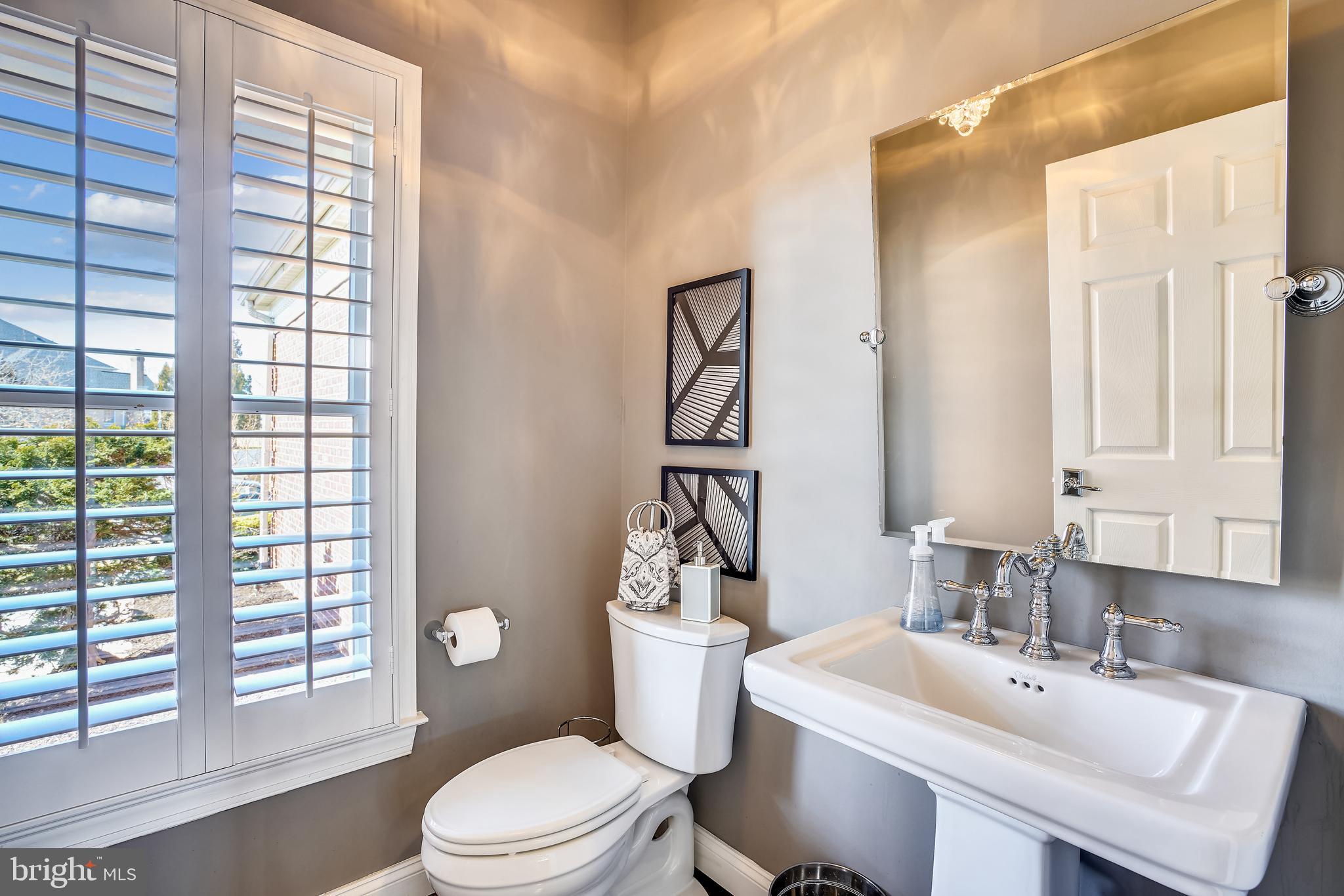 BELMONT COUNTRY CLUB - Residential