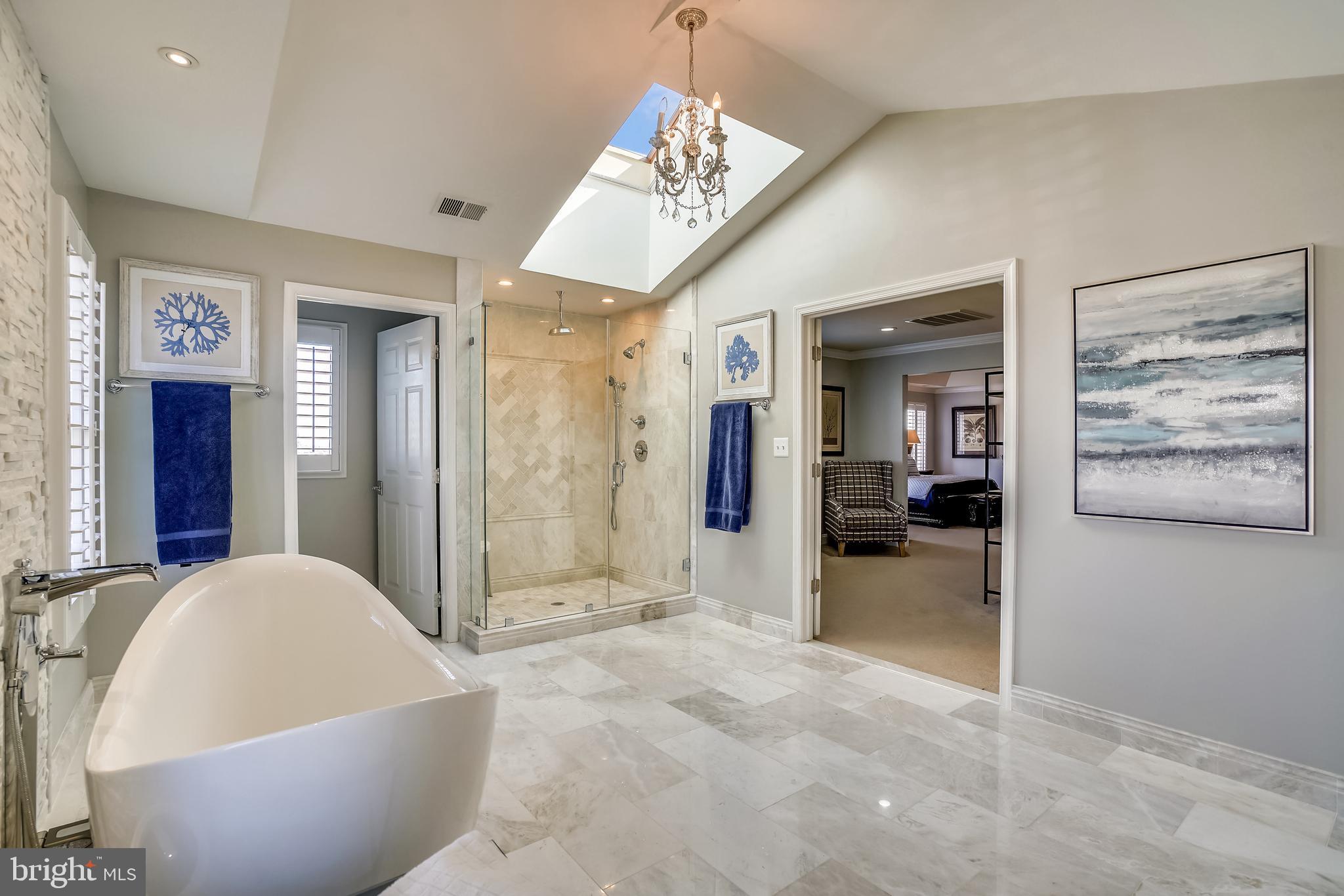 BELMONT COUNTRY CLUB - Residential