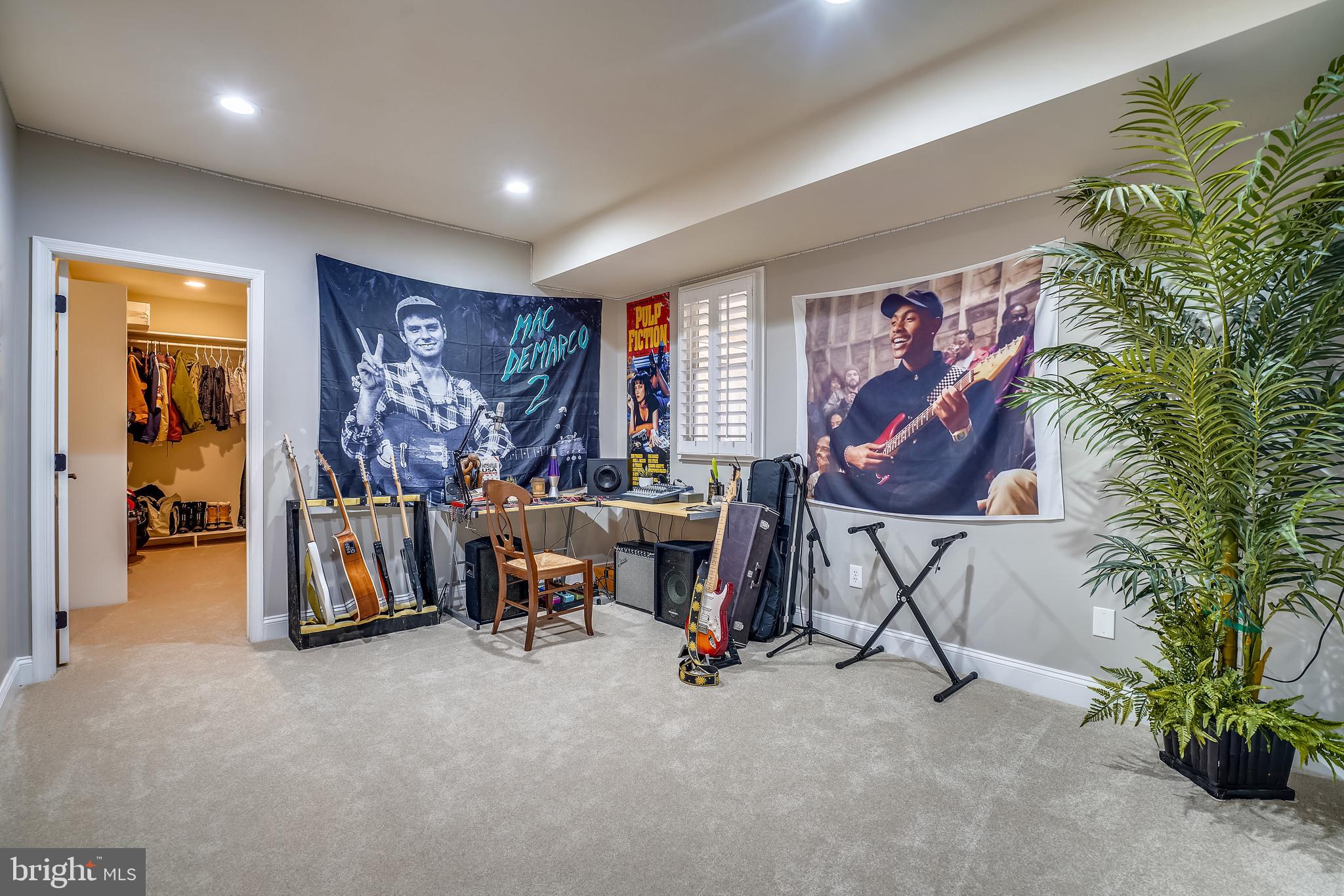 BELMONT COUNTRY CLUB - Residential