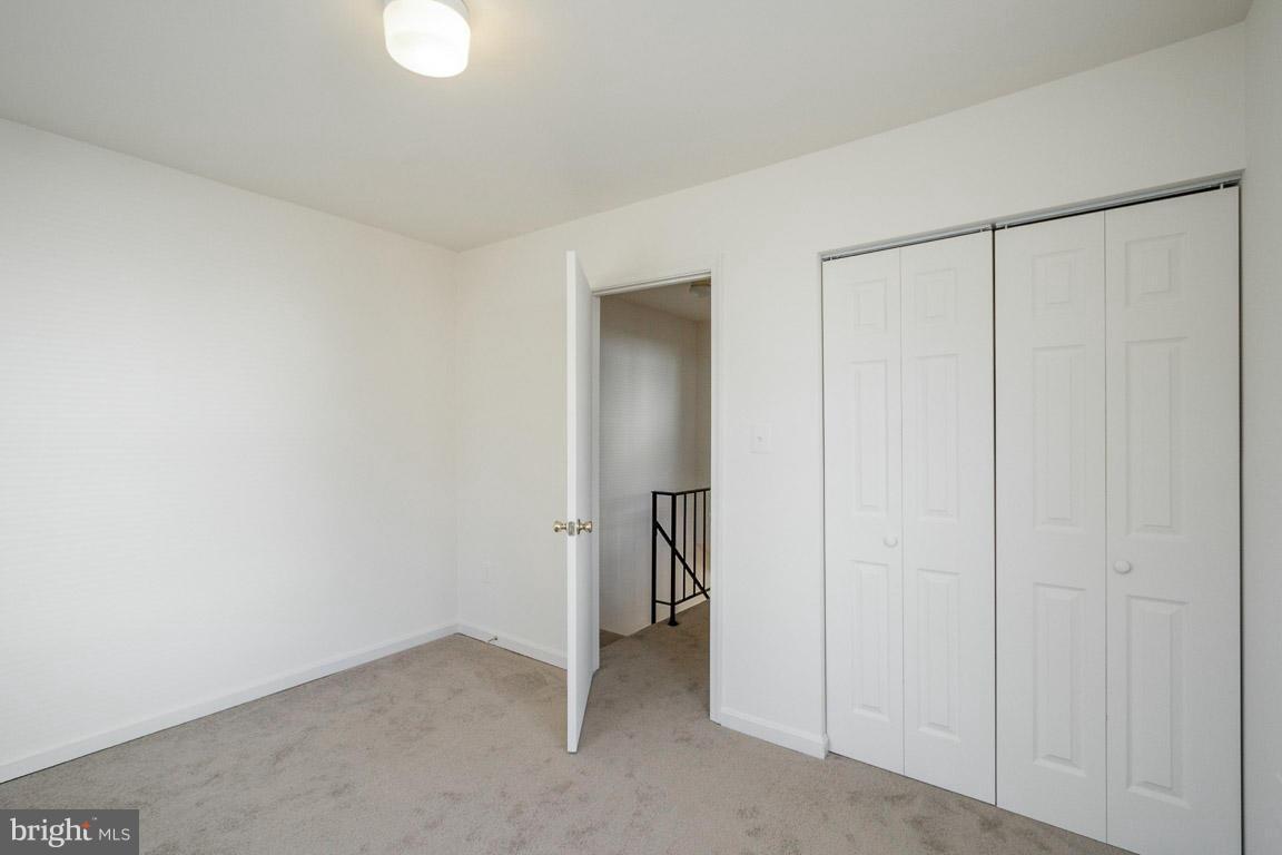 HILLSIDE TOWNES - Residential