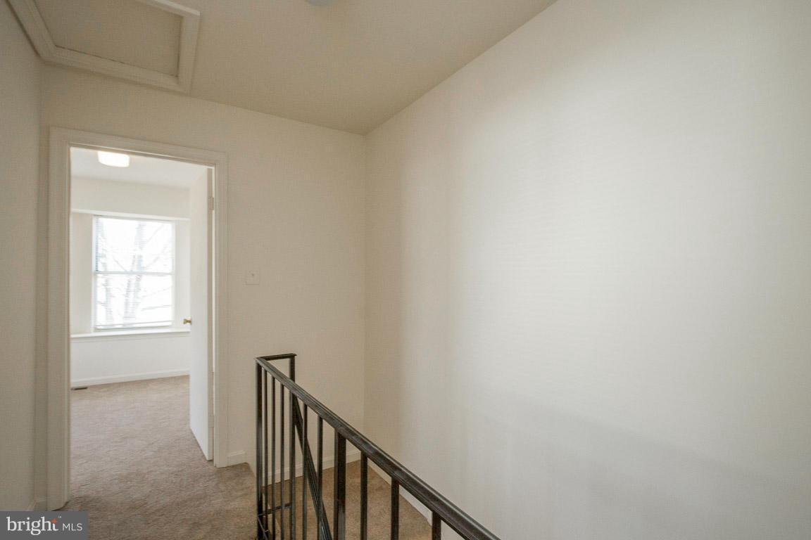 HILLSIDE TOWNES - Residential