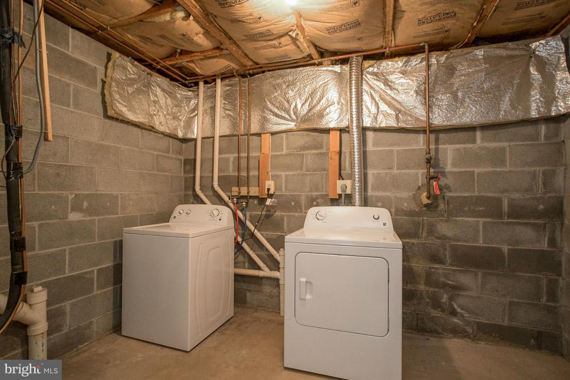 HILLSIDE TOWNES - Residential