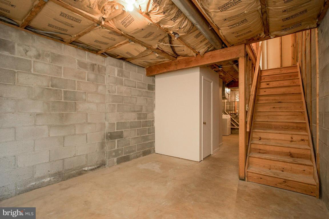 HILLSIDE TOWNES - Residential