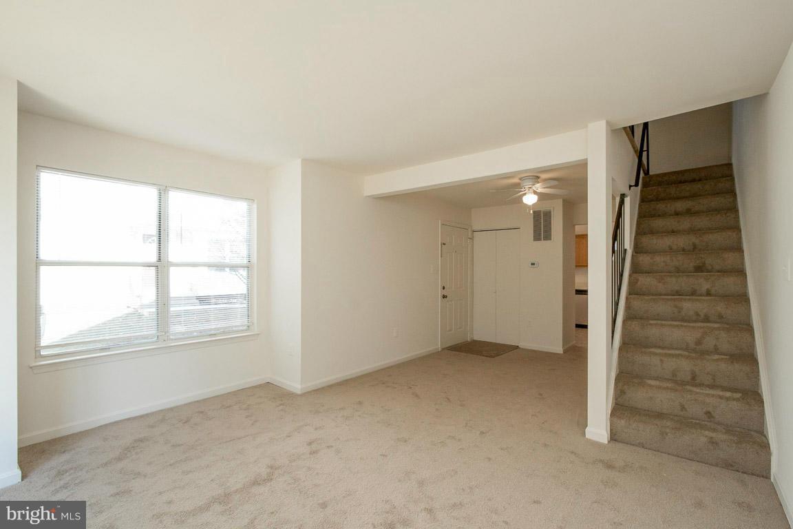 HILLSIDE TOWNES - Residential