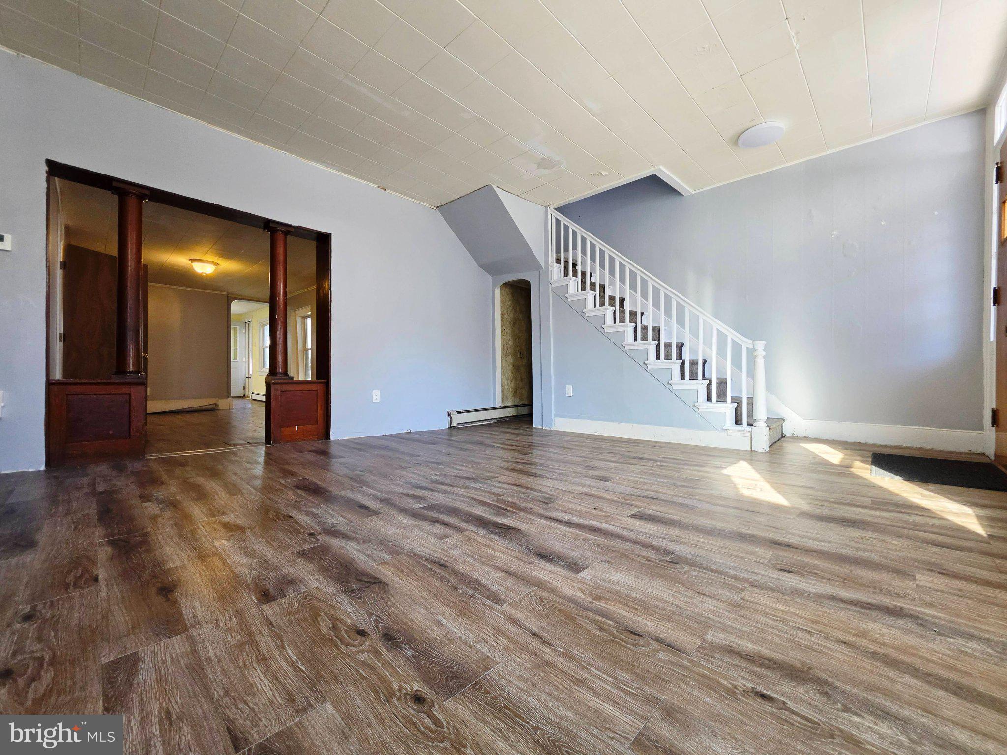 411 WALNUT STREET