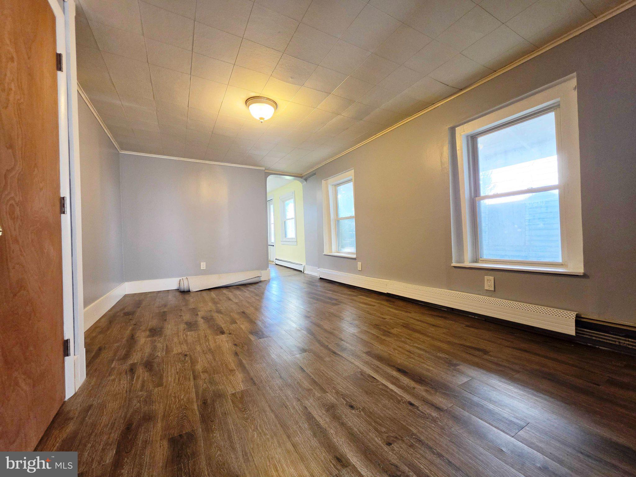 411 WALNUT STREET