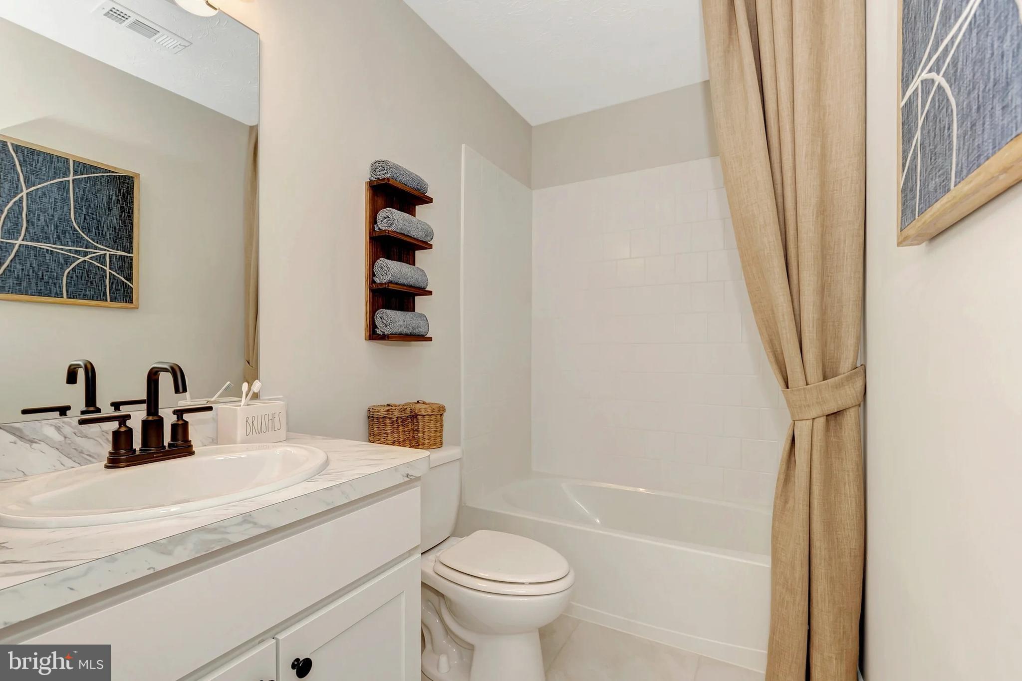 LIBERTY RUN - Residential