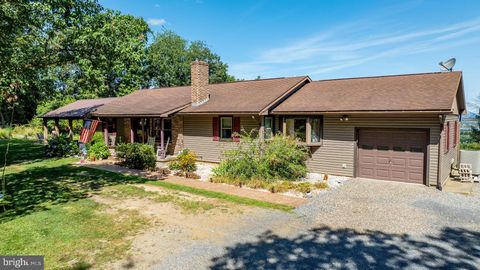 Homes For Sale - 165 Mountain Road<br/> MILTON, PA 17847