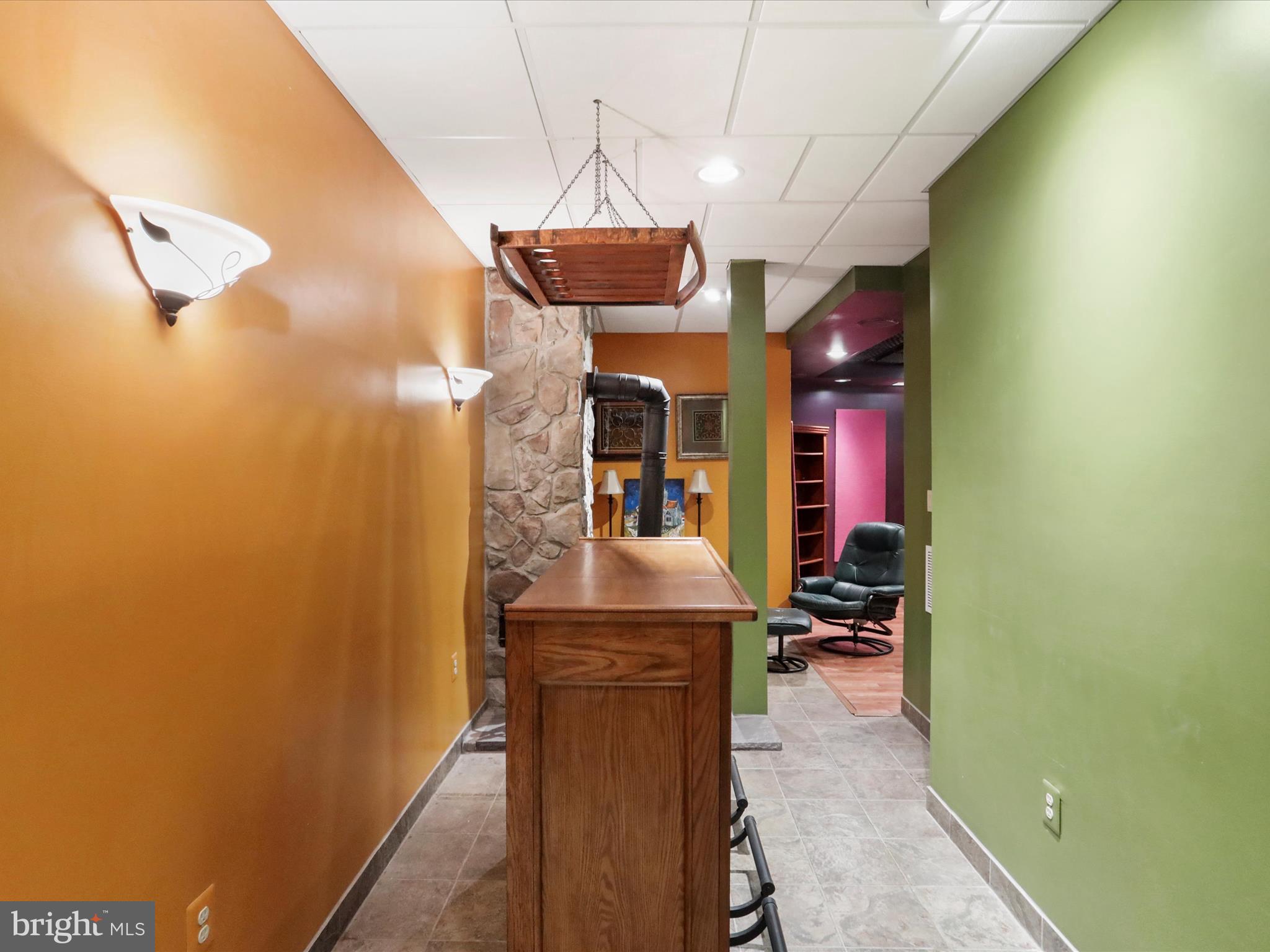 SPRING HOLLOW - Residential