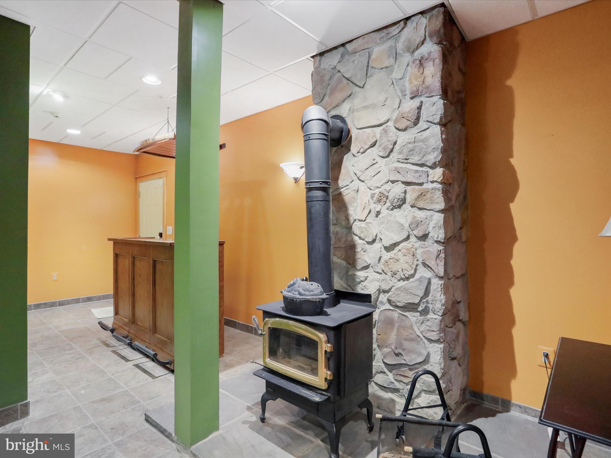 SPRING HOLLOW - Residential